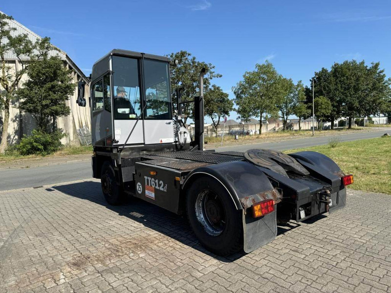 Kalmar TT612D - Terminálový traktor: obrázek 4 Kalmar TT612D - Terminálový traktor: obrázek 4