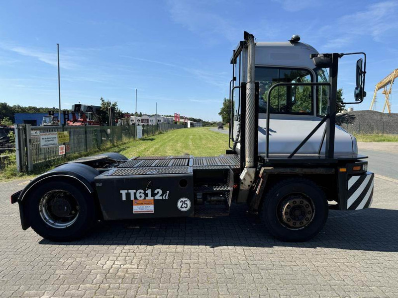 Kalmar TT612D - Terminálový traktor: obrázek 2 Kalmar TT612D - Terminálový traktor: obrázek 2