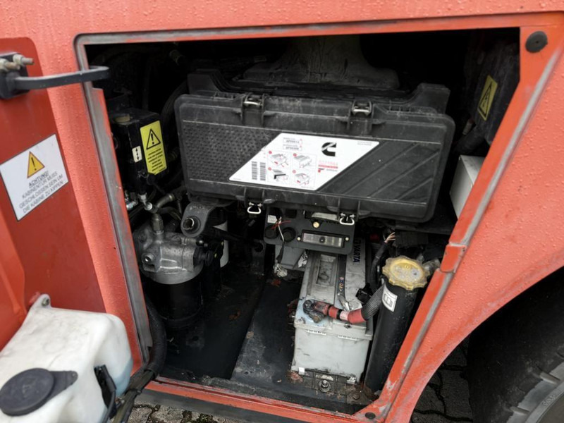 Linde H120/02 - Dieselový vysokozdvižný vozík: obrázek 5 Linde H120/02 - Dieselový vysokozdvižný vozík: obrázek 5