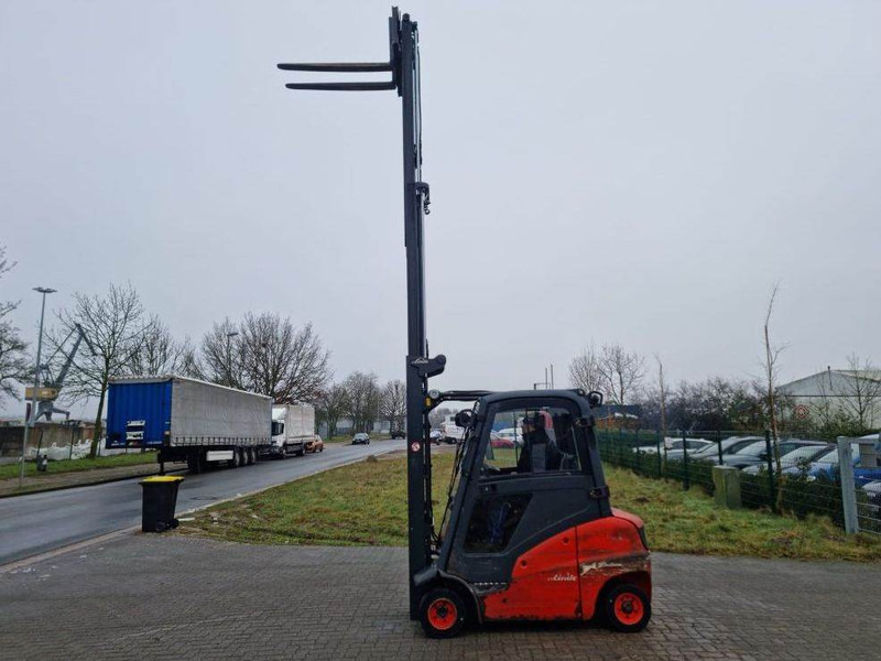 Linde H20D-01 - Dieselový vysokozdvižný vozík: obrázek 2 Linde H20D-01 - Dieselový vysokozdvižný vozík: obrázek 2