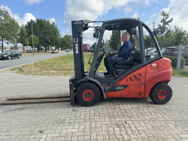 Linde H30D-02 - Dieselový vysokozdvižný vozík: obrázek 1 Linde H30D-02 - Dieselový vysokozdvižný vozík: obrázek 1