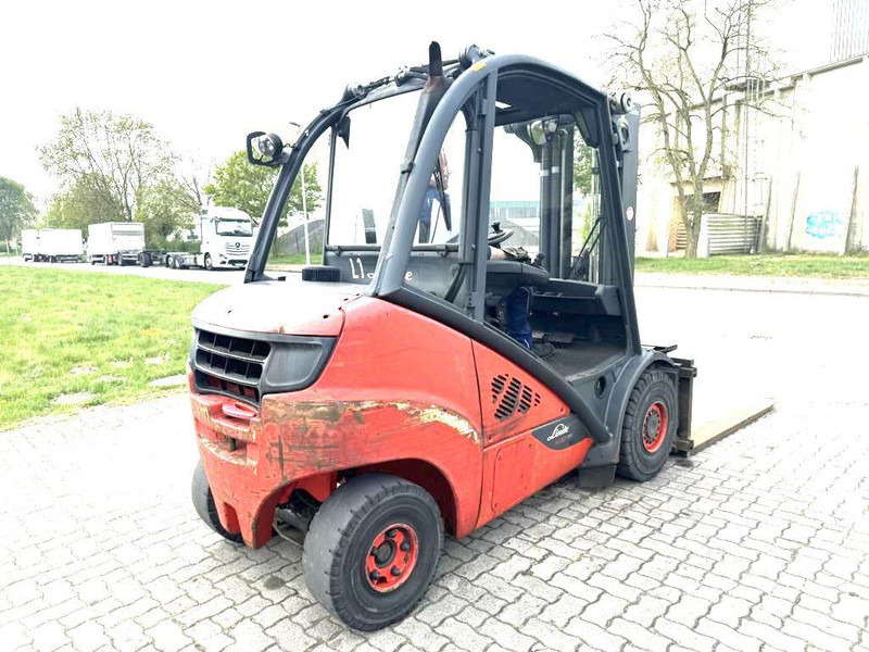 Linde H30D-02 - Dieselový vysokozdvižný vozík: obrázek 4 Linde H30D-02 - Dieselový vysokozdvižný vozík: obrázek 4