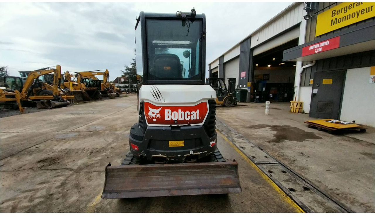 BOBCAT E27 - Pásové rýpadlo: obrázek 4 BOBCAT E27 - Pásové rýpadlo: obrázek 4