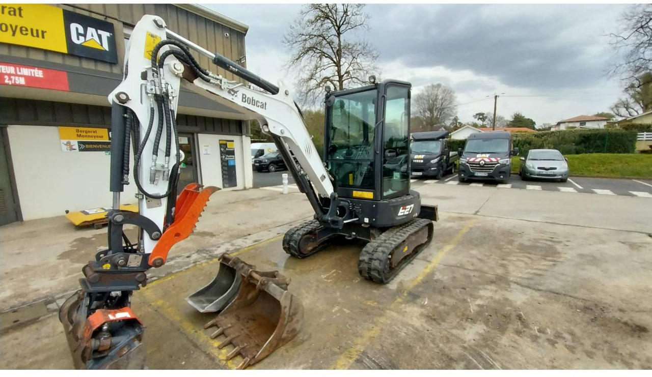 BOBCAT E27 - Pásové rýpadlo: obrázek 1 BOBCAT E27 - Pásové rýpadlo: obrázek 1
