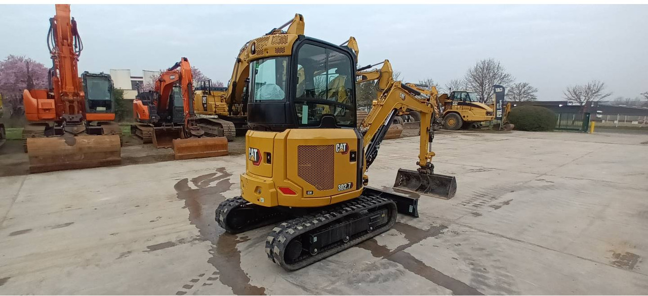 CAT 302.7 - Pásové rýpadlo: obrázek 3 CAT 302.7 - Pásové rýpadlo: obrázek 3