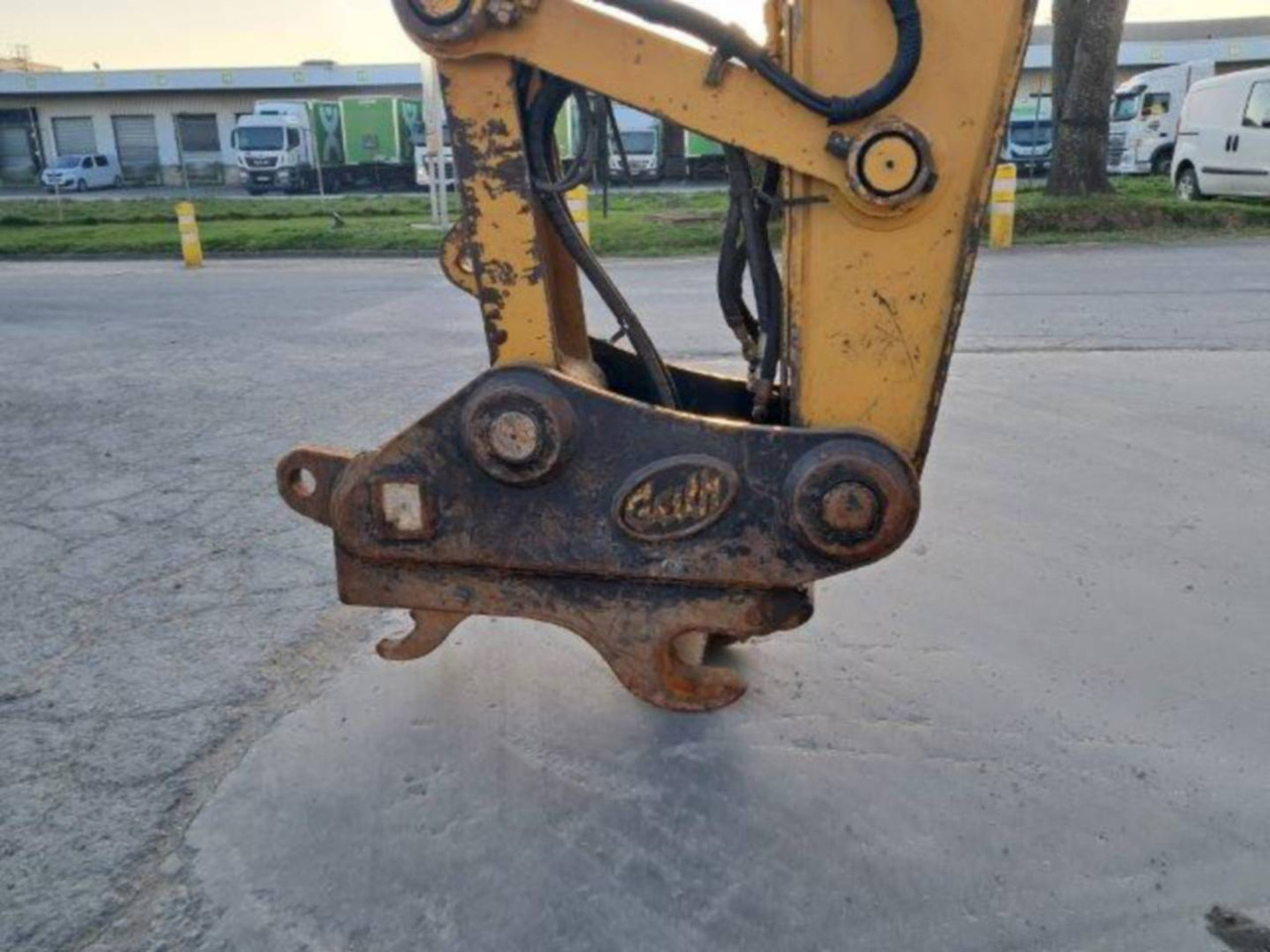 Pásové rýpadlo CAT 315F: obrázek 24