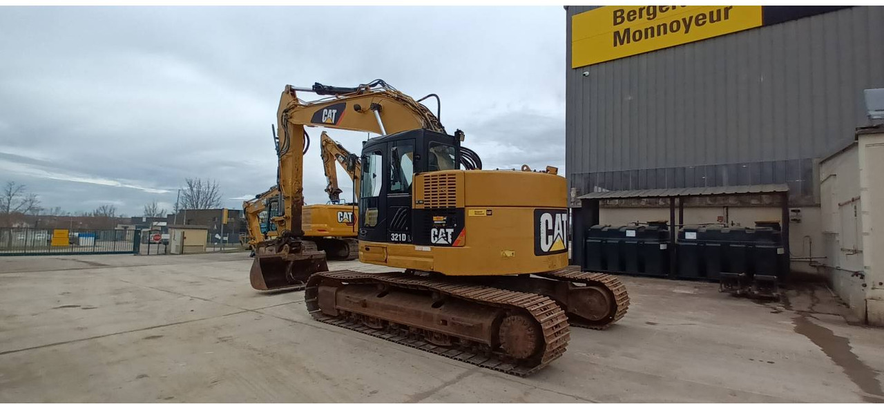CAT 321D CR - Pásové rýpadlo: obrázek 4 CAT 321D CR - Pásové rýpadlo: obrázek 4