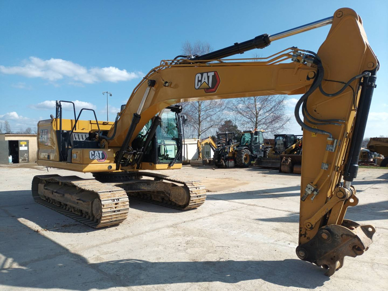 CAT 323 - Pásové rýpadlo: obrázek 3 CAT 323 - Pásové rýpadlo: obrázek 3