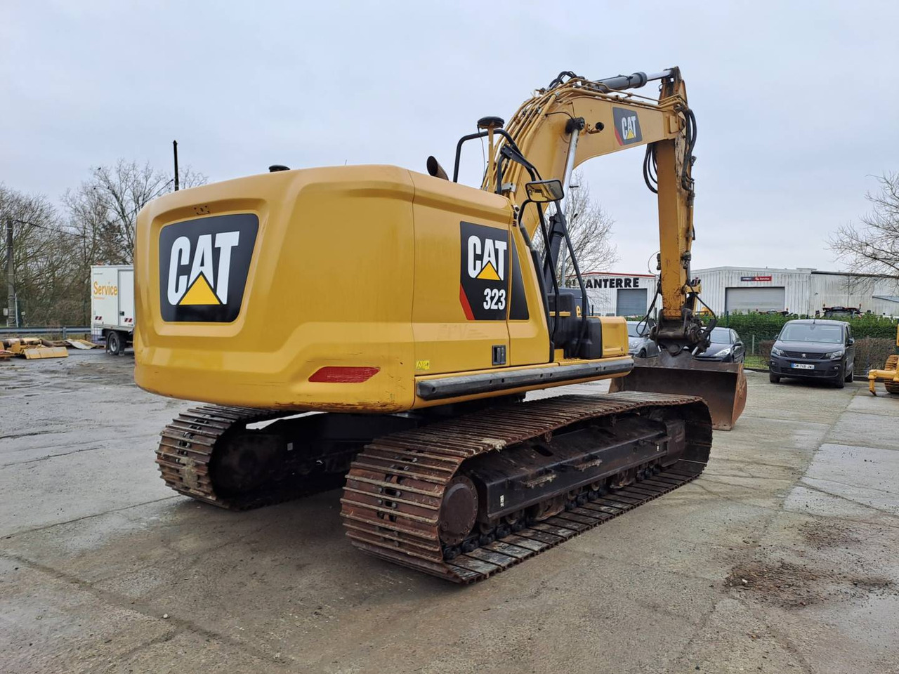 Pásové rýpadlo CAT 323: obrázek 8
