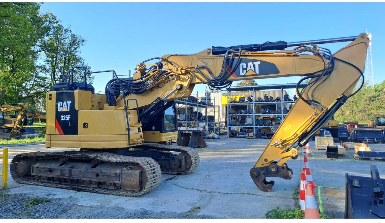 CAT 325F CR - Pásové rýpadlo: obrázek 1 CAT 325F CR - Pásové rýpadlo: obrázek 1