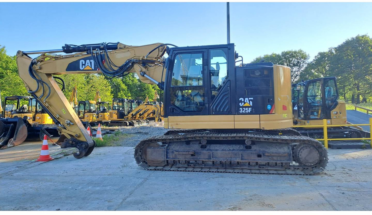 CAT 325F CR - Pásové rýpadlo: obrázek 2 CAT 325F CR - Pásové rýpadlo: obrázek 2