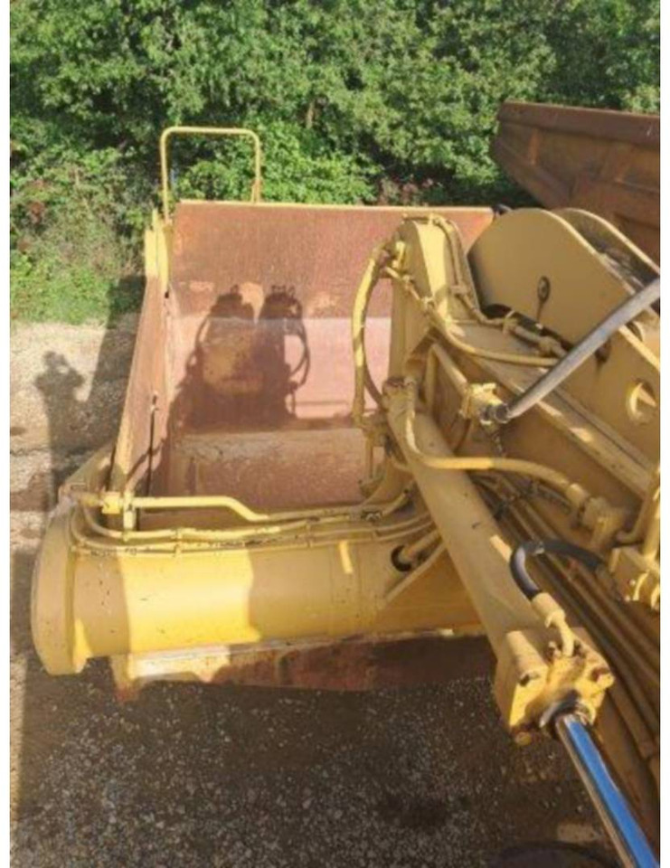 CAT 621F - Skrejpr: obrázek 5 CAT 621F - Skrejpr: obrázek 5