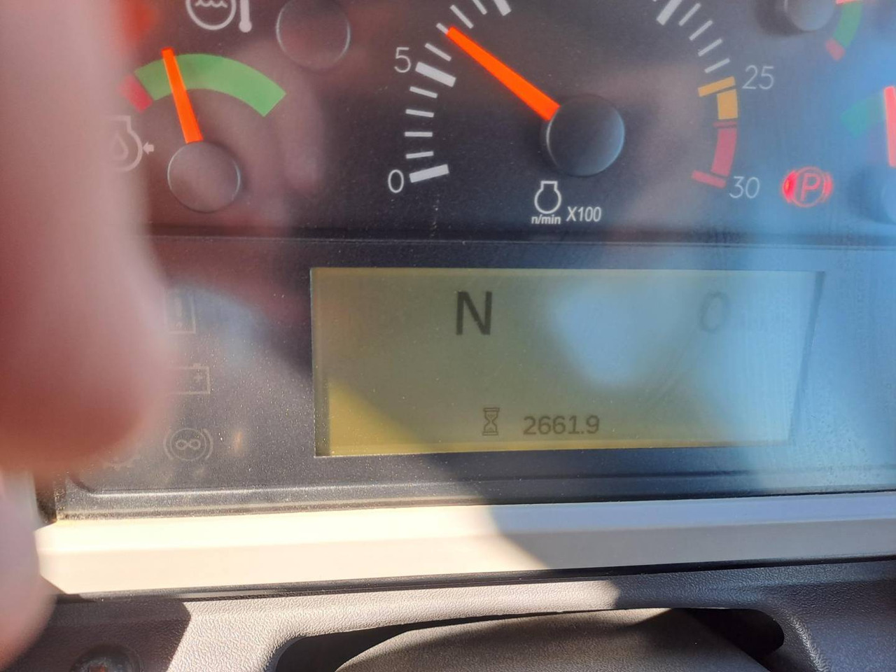 CAT 730 - Kloubový sklápěč: obrázek 5 CAT 730 - Kloubový sklápěč: obrázek 5