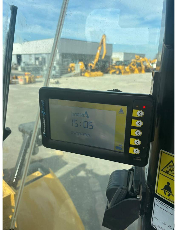 CAT 950GC - Kolový nakladač: obrázek 4 CAT 950GC - Kolový nakladač: obrázek 4