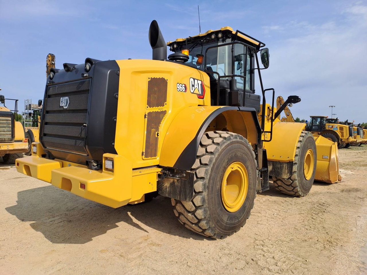 CAT 966 - Kolový nakladač: obrázek 3 CAT 966 - Kolový nakladač: obrázek 3