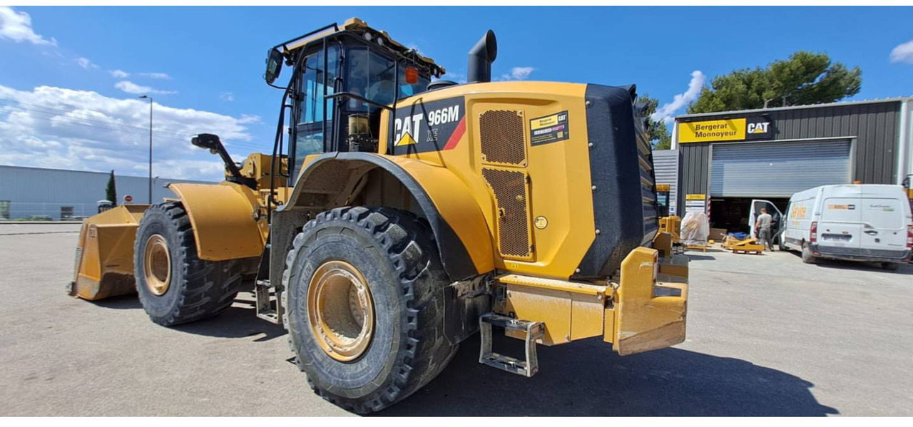 Kolový nakladač CAT 966M XE: obrázek 16