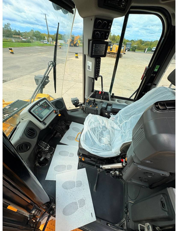 Kolový nakladač CAT 972M: obrázek 6 Kolový nakladač CAT 972M: obrázek 6