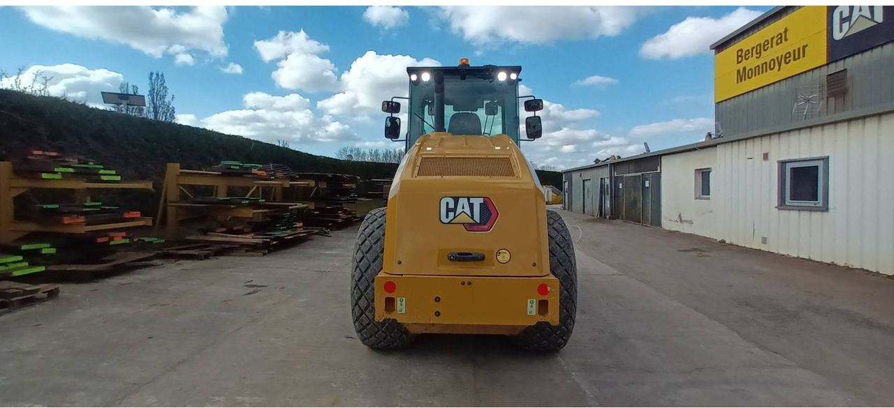 CAT CS76B 4F - Kompaktor: obrázek 3 CAT CS76B 4F - Kompaktor: obrázek 3