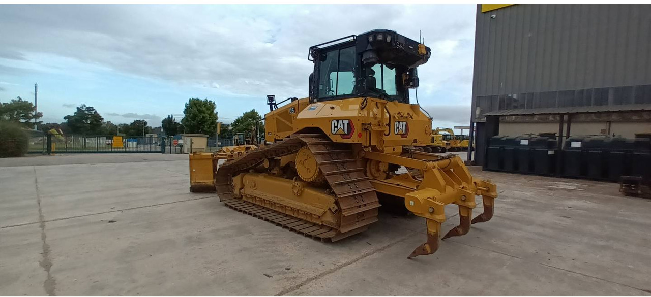 CAT D5 - Buldozer: obrázek 4 CAT D5 - Buldozer: obrázek 4