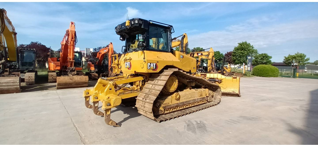 CAT D5 - Buldozer: obrázek 3 CAT D5 - Buldozer: obrázek 3