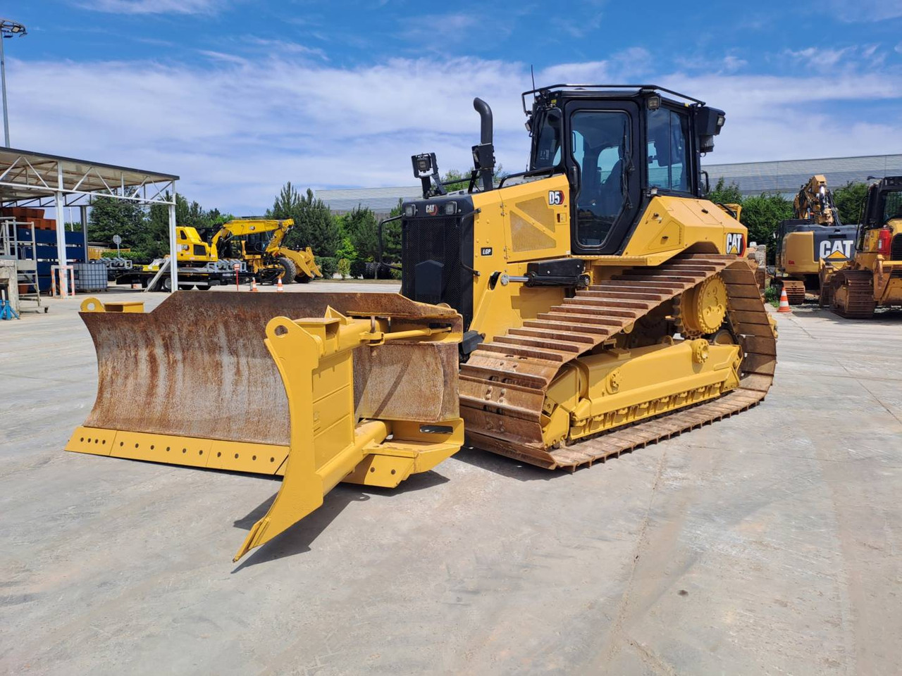 CAT D5 - Buldozer: obrázek 4 CAT D5 - Buldozer: obrázek 4