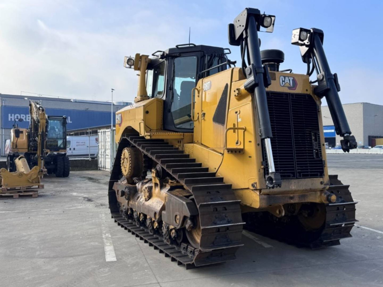 CAT D8T - Buldozer: obrázek 2 CAT D8T - Buldozer: obrázek 2
