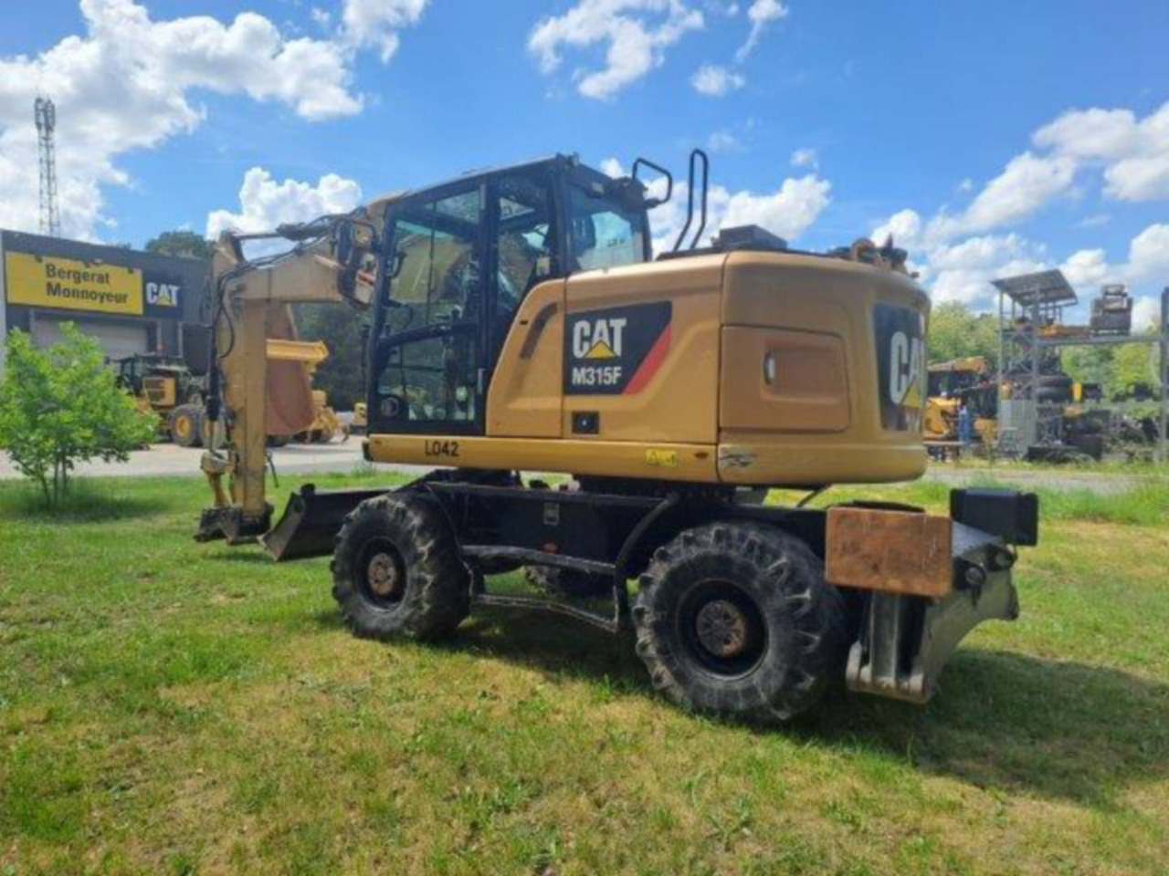 CAT M315F IVC - Kolesové rýpadlo: obrázek 3 CAT M315F IVC - Kolesové rýpadlo: obrázek 3