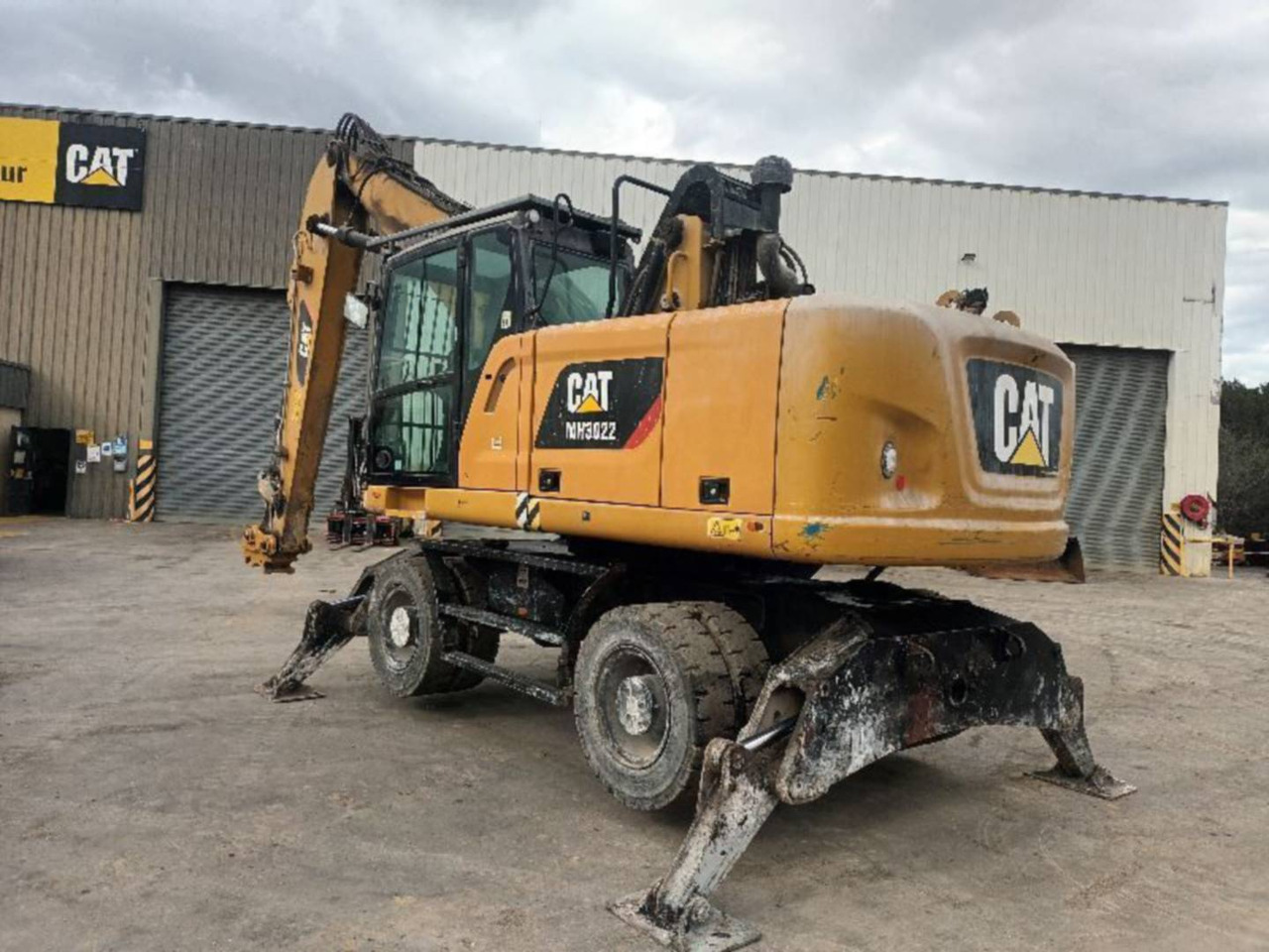 CAT MH3022-1 - Kolesové rýpadlo: obrázek 2 CAT MH3022-1 - Kolesové rýpadlo: obrázek 2