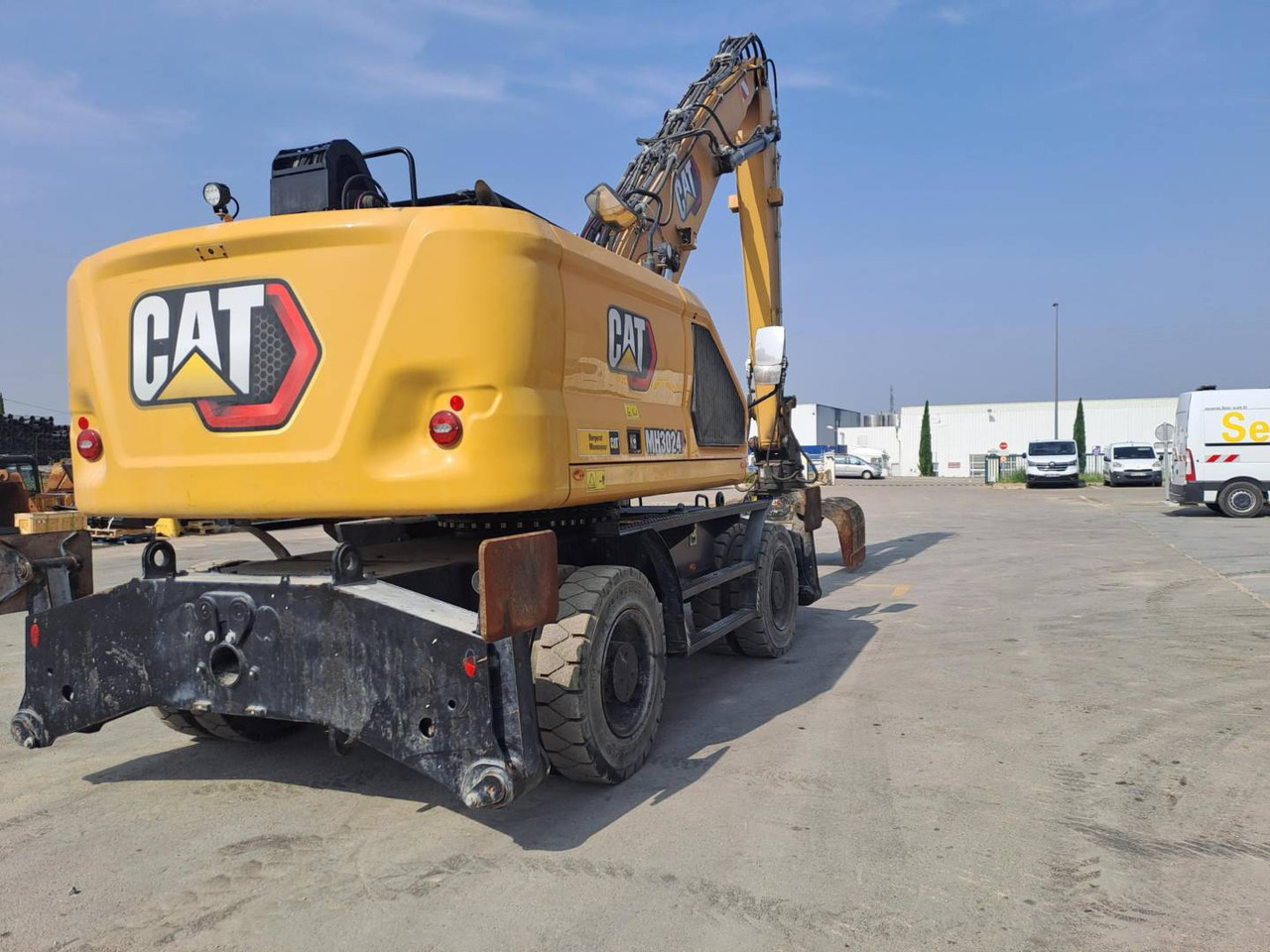 CAT MH3024 - Kolesové rýpadlo: obrázek 3 CAT MH3024 - Kolesové rýpadlo: obrázek 3