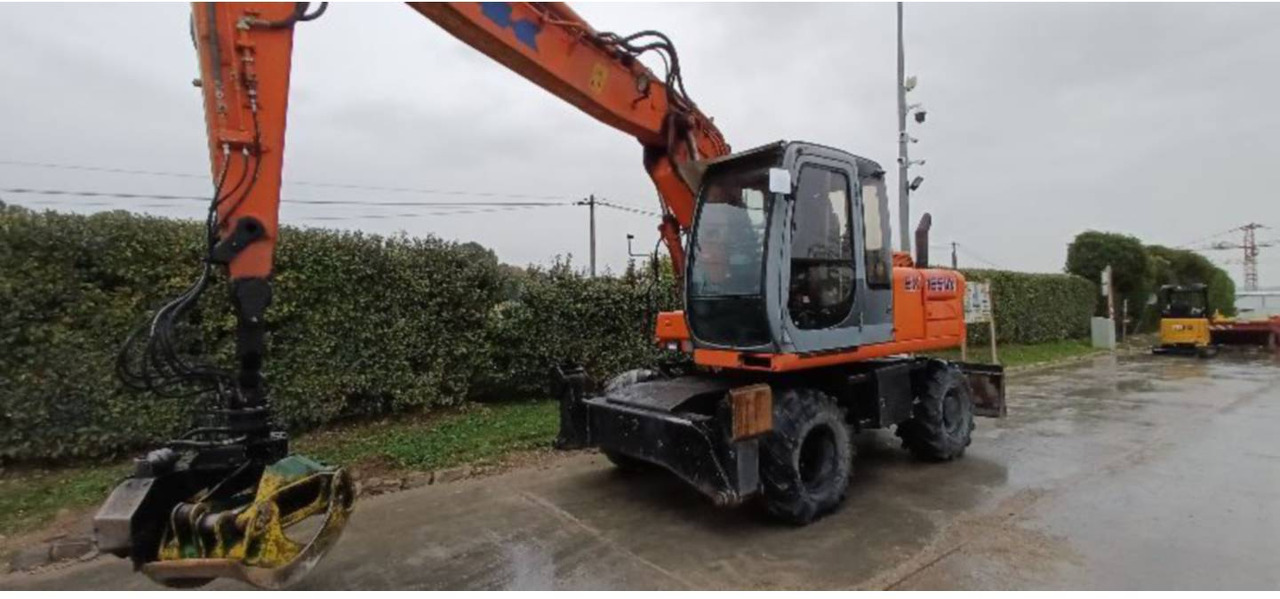 FIAT ALLIS / NEW HOLLAND EX165W - Kolesové rýpadlo: obrázek 2 FIAT ALLIS / NEW HOLLAND EX165W - Kolesové rýpadlo: obrázek 2