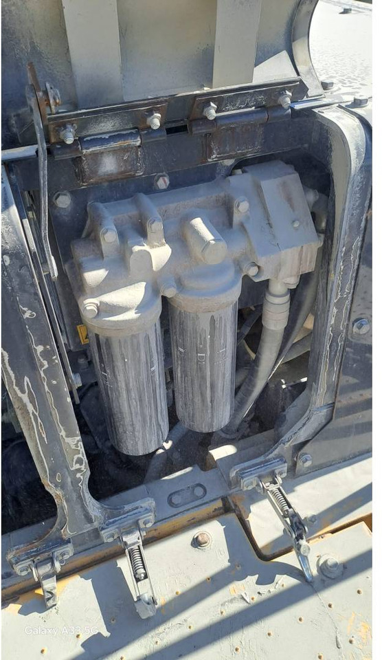 Pásové rýpadlo KOMATSU PC700LC: obrázek 16