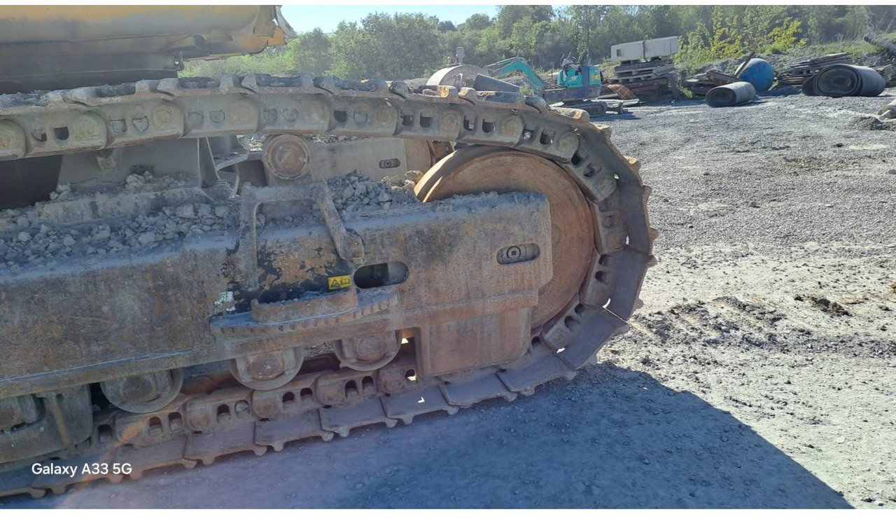 Pásové rýpadlo KOMATSU PC700LC: obrázek 27