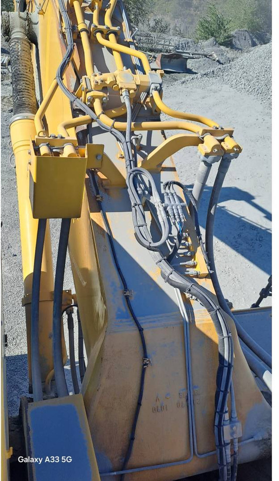 Pásové rýpadlo KOMATSU PC700LC: obrázek 11