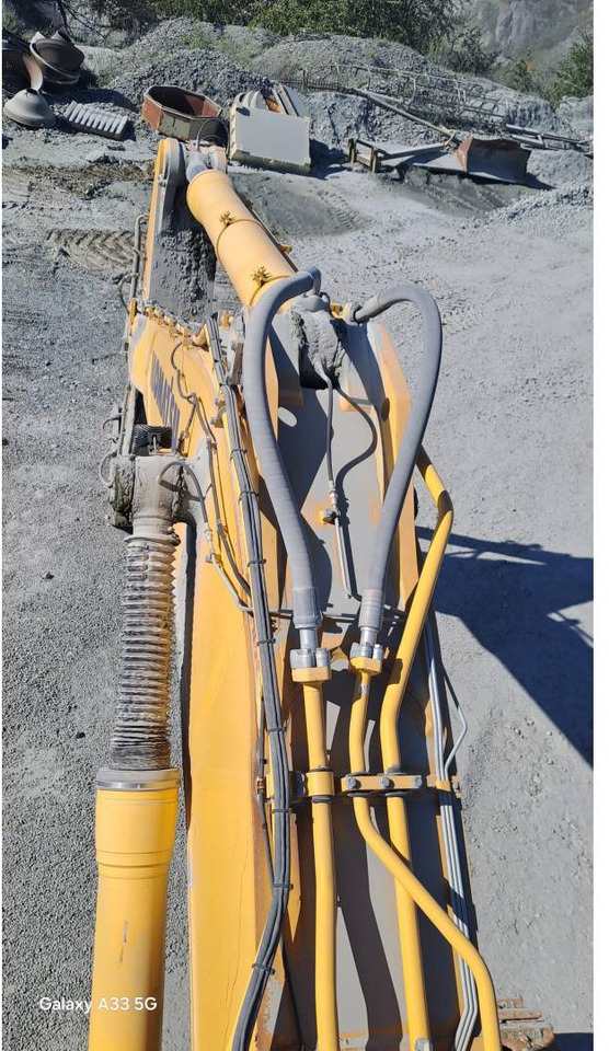 Pásové rýpadlo KOMATSU PC700LC: obrázek 14