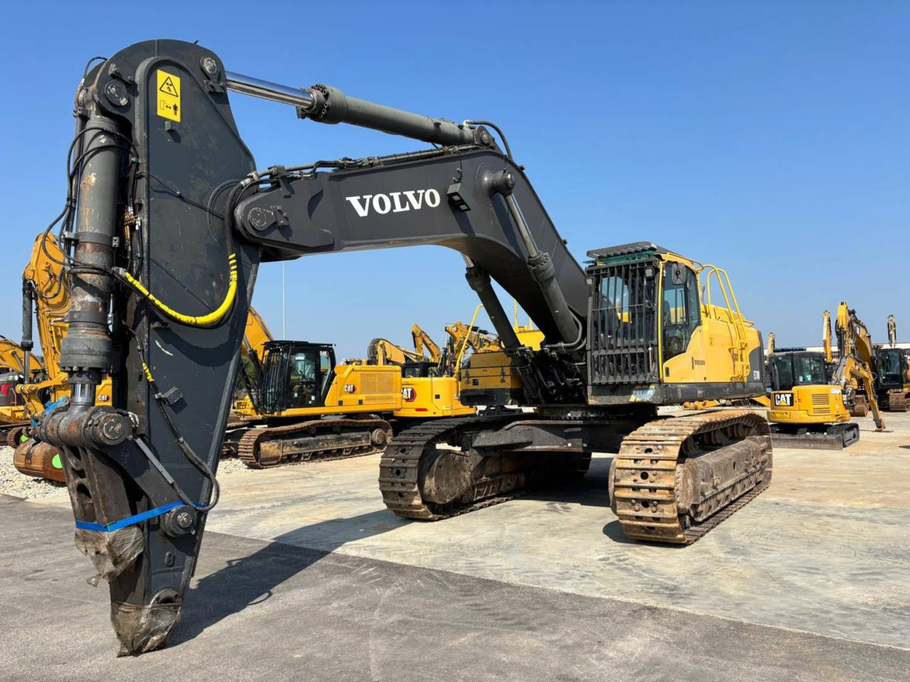 VOLVO CONSTRUCTION EQUIPMENT EC700 CL - Pásové rýpadlo: obrázek 2 VOLVO CONSTRUCTION EQUIPMENT EC700 CL - Pásové rýpadlo: obrázek 2