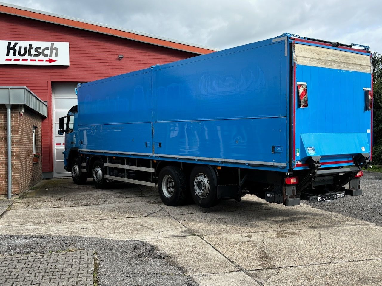 Skříňový nákladní auto Volvo FM 330 Koffer10m/Lbw. 4achser: obrázek 11
