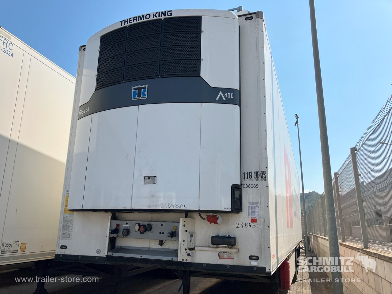 SCHMITZ Semiremolque Frigo Standard Double deck - Izotermický návěs: obrázek 1 SCHMITZ Semiremolque Frigo Standard Double deck - Izotermický návěs: obrázek 1