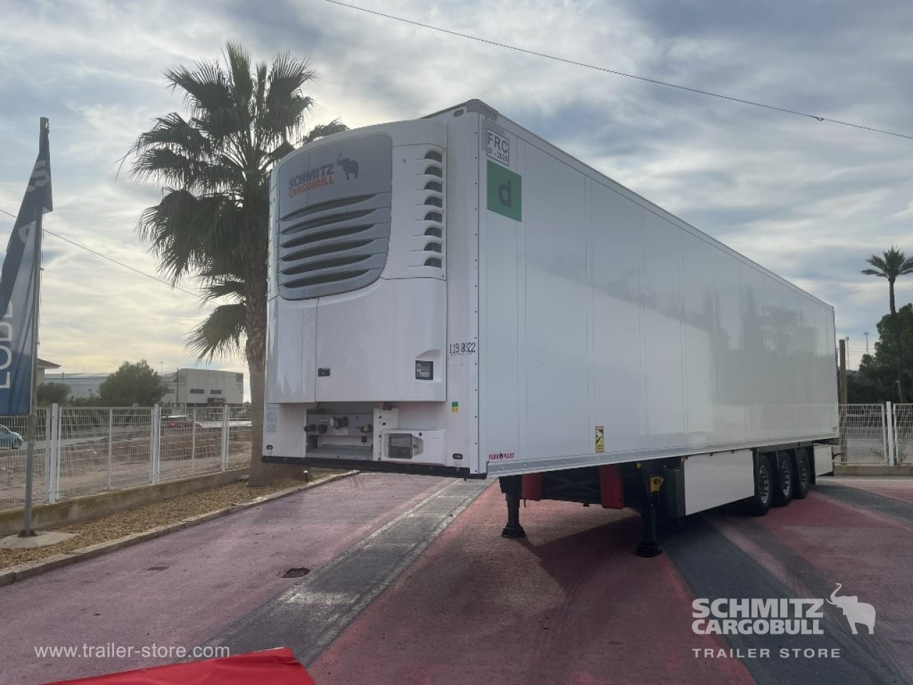 SCHMITZ Semiremolque Frigo Standard - Izotermický návěs: obrázek 1 SCHMITZ Semiremolque Frigo Standard - Izotermický návěs: obrázek 1