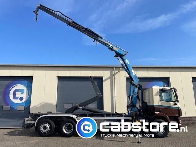 DAF CF 85.340 6X2 Euro 3 - Haakarm containersystem - Hooklift - Abrollkipper - Year 2004 - HMF 1680-K2 Crane - Grua - Ladekran - Autolaadkraan - Hákový nosič kontejnerů, Auto s hydraulickou rukou: obrázek 5 DAF CF 85.340 6X2 Euro 3 - Haakarm containersystem - Hooklift - Abrollkipper - Year 2004 - HMF 1680-K2 Crane - Grua - Ladekran - Autolaadkraan - Hákový nosič kontejnerů, Auto s hydraulickou rukou: obrázek 5