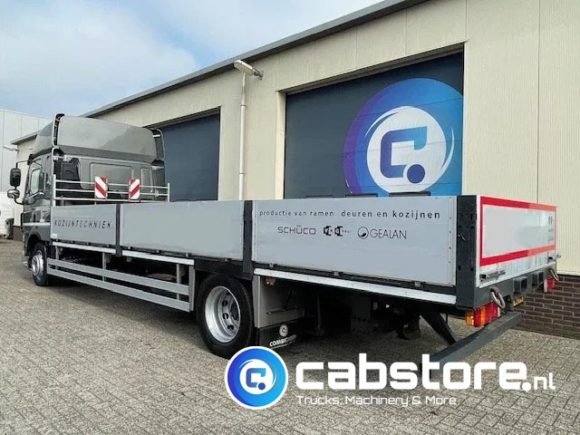 DAF CF 85 .360 4x2 Euro 5 - Open laadbak - Bouwjaar 2012 - Kooi-aap meeneemheftruck - Nákladní automobil valníkový/ Plošinový: obrázek 5 DAF CF 85 .360 4x2 Euro 5 - Open laadbak - Bouwjaar 2012 - Kooi-aap meeneemheftruck - Nákladní automobil valníkový/ Plošinový: obrázek 5