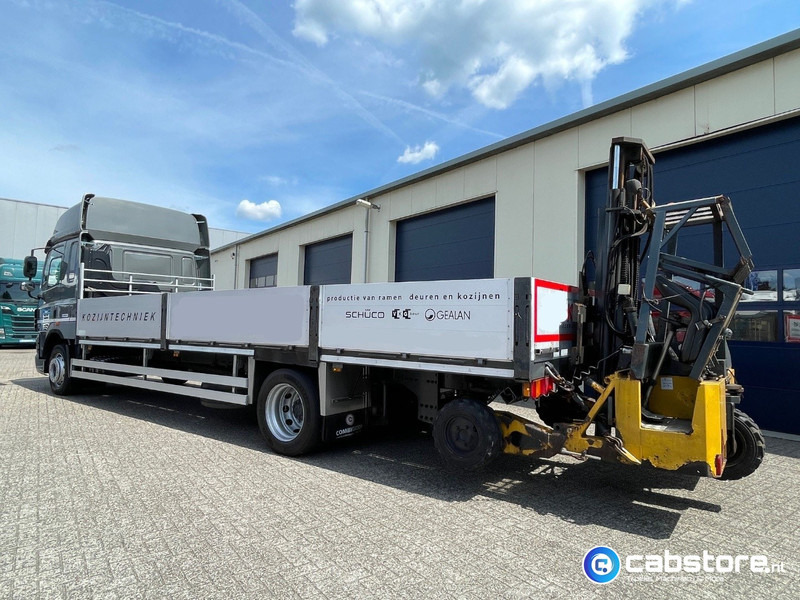 DAF CF 85 .360 4x2 Euro 5 - Open laadbak - Bouwjaar 2012 - Kooi-aap meeneemheftruck - Nákladní automobil valníkový/ Plošinový: obrázek 3 DAF CF 85 .360 4x2 Euro 5 - Open laadbak - Bouwjaar 2012 - Kooi-aap meeneemheftruck - Nákladní automobil valníkový/ Plošinový: obrázek 3