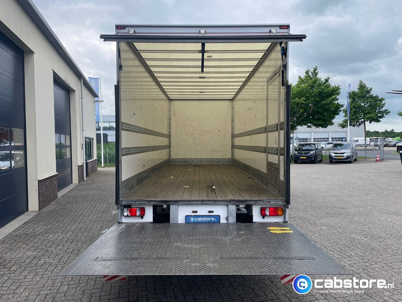 MAN TGL 12.180 4x2 Euro 6 Bakwagen MAN TGL 12.180 Bakwagen Euro 6 - Bouwjaar 2016 - Km 394.831 - Laadklep - Good condition - Skříňový nákladní auto: obrázek 5 MAN TGL 12.180 4x2 Euro 6 Bakwagen MAN TGL 12.180 Bakwagen Euro 6 - Bouwjaar 2016 - Km 394.831 - Laadklep - Good condition - Skříňový nákladní auto: obrázek 5