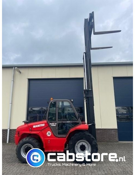 Manitou M 50-4 Turbo offroad forklift 4x4 Ruwterrein heftruck - Bouwjaar 2012 - Freelift - 5 Ton - Vysokozdvižný vozík terénní: obrázek 4 Manitou M 50-4 Turbo offroad forklift 4x4 Ruwterrein heftruck - Bouwjaar 2012 - Freelift - 5 Ton - Vysokozdvižný vozík terénní: obrázek 4