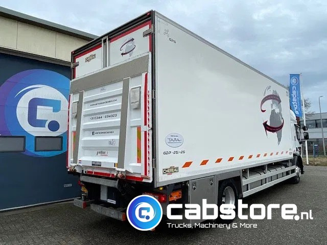 Renault D-19 Wide 4x2 Koelwagen D 19 Wide 4x2 Euro 6 Koelwagen - HANDGESCHAKELD - Kuhlkoffer - Frigo -Thermobox - Year 2015 - CHEREAU BOX - CARRIER Supra 850U - GOOD CONDITION - Chladírenský nákladní automobil: obrázek 4 Renault D-19 Wide 4x2 Koelwagen D 19 Wide 4x2 Euro 6 Koelwagen - HANDGESCHAKELD - Kuhlkoffer - Frigo -Thermobox - Year 2015 - CHEREAU BOX - CARRIER Supra 850U - GOOD CONDITION - Chladírenský nákladní automobil: obrázek 4