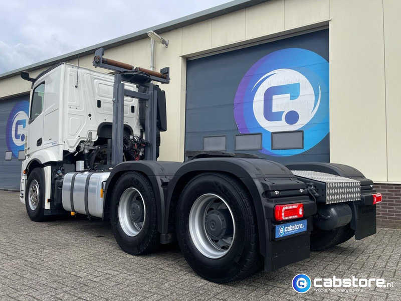 Mercedes-Benz Actros 3363 6x4 SLT Euro 6 3363 6x4 SLT Euro 6 - Zwaartransport - Heavy Load - Schwertransporte - 140 Ton - Year 2024 - Km 35.788 !! - Turbo Retarder Clutch - LIKE NEW !! - Tahač: obrázek 3 Mercedes-Benz Actros 3363 6x4 SLT Euro 6 3363 6x4 SLT Euro 6 - Zwaartransport - Heavy Load - Schwertransporte - 140 Ton - Year 2024 - Km 35.788 !! - Turbo Retarder Clutch - LIKE NEW !! - Tahač: obrázek 3