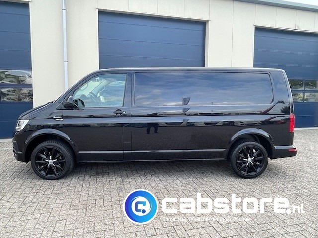 Volkswagen Transporter T6 2.0 TDI Euro 6 - Bouwjaar 2017 - Gesloten bestelwagen - DSG 7 - L2-H1 - Achterklep - 18 Inch velgen - Malá dodávka: obrázek 5 Volkswagen Transporter T6 2.0 TDI Euro 6 - Bouwjaar 2017 - Gesloten bestelwagen - DSG 7 - L2-H1 - Achterklep - 18 Inch velgen - Malá dodávka: obrázek 5