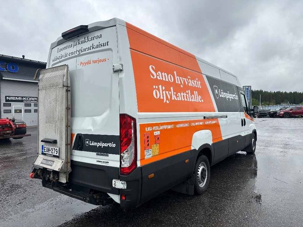 Iveco Daily 35S16 - Furgon: obrázek 3 Iveco Daily 35S16 - Furgon: obrázek 3