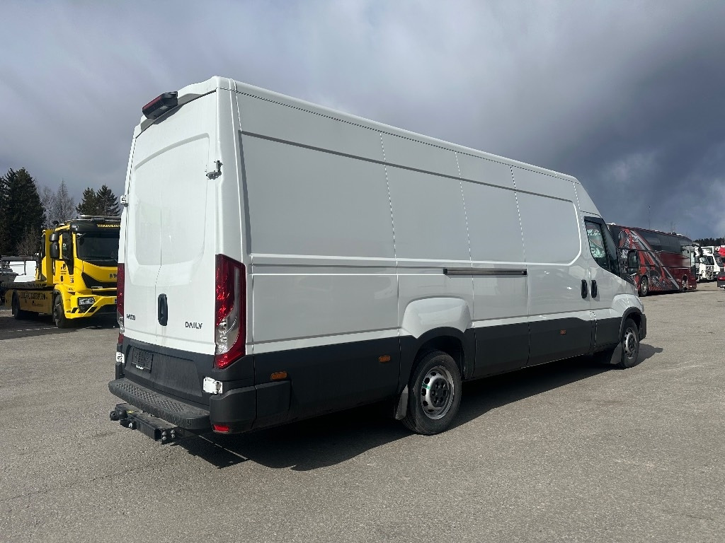 Iveco Daily 35S16A8 16m3 my24 - Furgon: obrázek 4 Iveco Daily 35S16A8 16m3 my24 - Furgon: obrázek 4