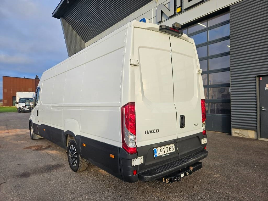 Iveco Daily 35S16A8 kylmäkone - Chladící dodávka: obrázek 5 Iveco Daily 35S16A8 kylmäkone - Chladící dodávka: obrázek 5