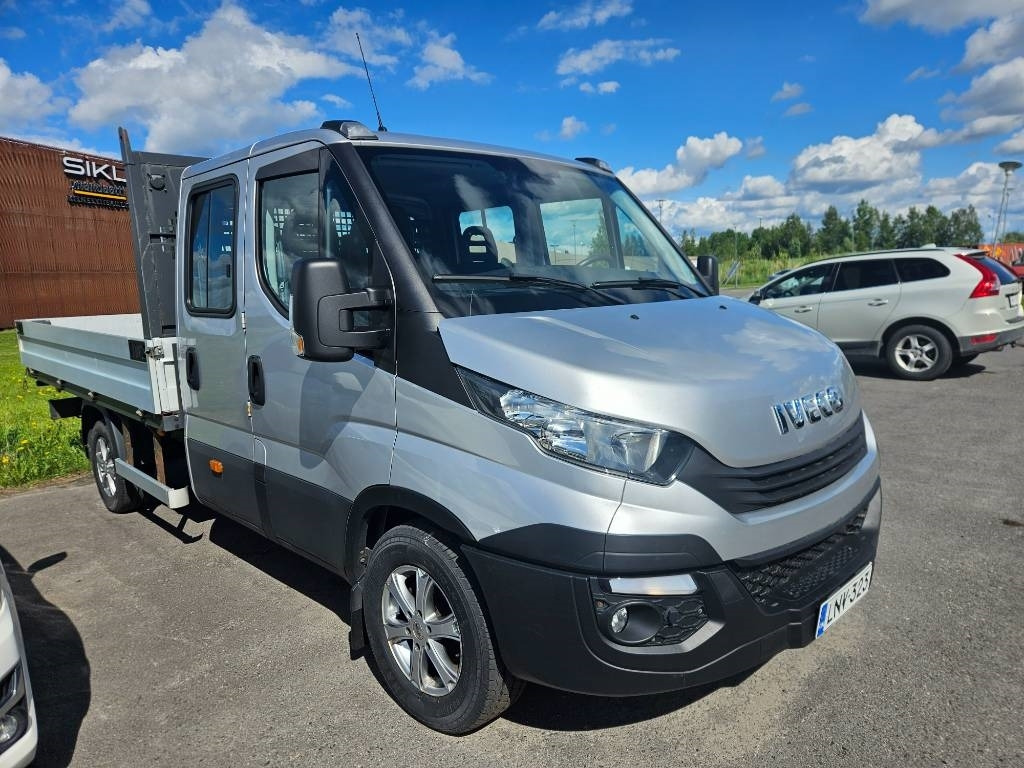 Iveco Daily 35S18, 7hlö kevyt ka - Dodávka valník, Dodávka s dvojitou kabinou: obrázek 2 Iveco Daily 35S18, 7hlö kevyt ka - Dodávka valník, Dodávka s dvojitou kabinou: obrázek 2